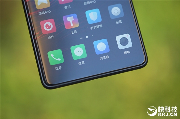 ���ޱ߿��ޣ�Ŭ����Z18����ͼ��