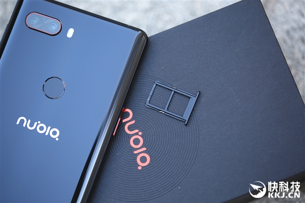 ���ޱ߿��ޣ�Ŭ����Z18����ͼ��