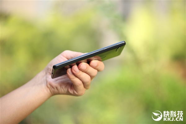 ���ޱ߿��ޣ�Ŭ����Z18����ͼ��