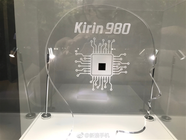 ����980��Ϸ���ܶԱ�����845��֡�ʸ�22�� �ܺĵ�32��