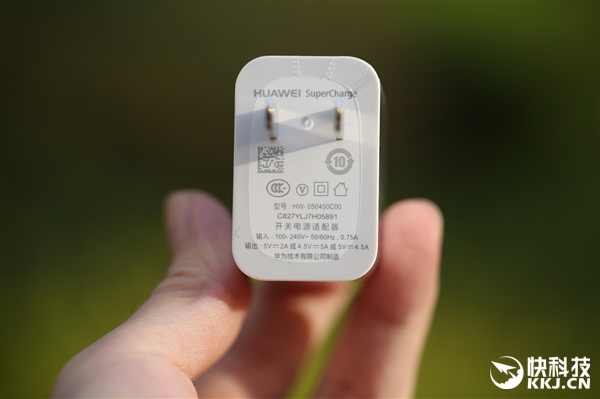 ��ΪP20�����������׷�ͼ�ͣ���ɫ�����λ�