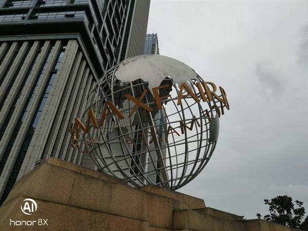 荣耀8X上手:越级体验 性价比超高