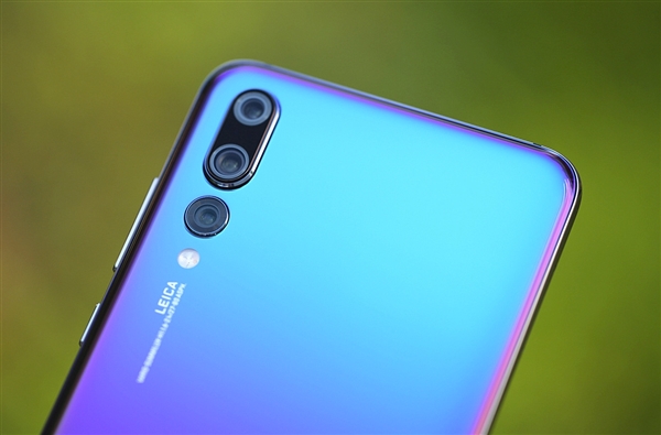 P20Ϊɶ����8GB�ڴ棿��Ϊ��4GB�������ھ�Ʒ6GB