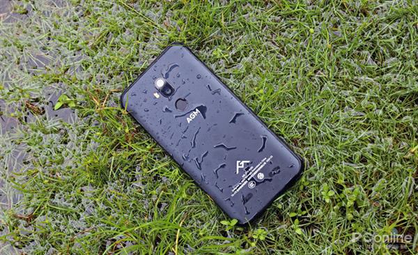 AGM X3�����������ԣ���Խ������ ������˼�ͦ