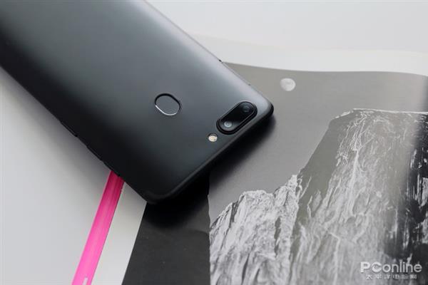 拼多多质量调查:买了3台手机 其中1台可能会爆炸