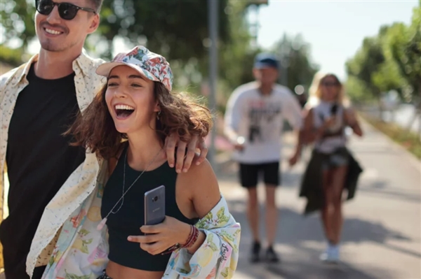 Deep Crop����רҵ��Ӱʦһ��Ϊ��ü���Ƭ��APP