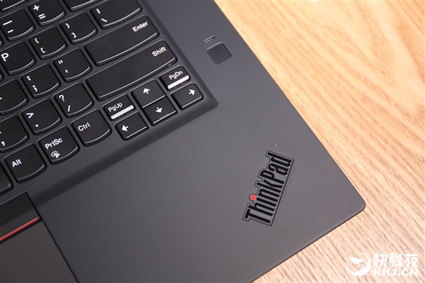 18999ԪThinkPad X1ʿͼͣռ̼ά