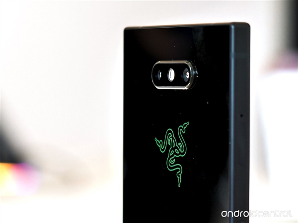 Razer Phone 2ͼͣ4000mAhؼӳ 5500Ԫ