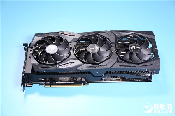 Ӳ ˶Strix RTX 2080 Tiͼ