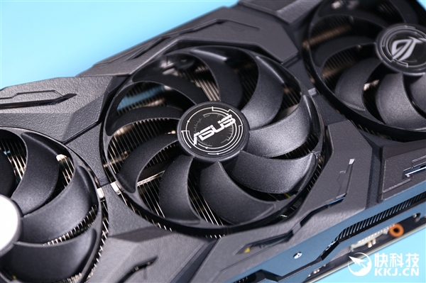 Ӳ ˶Strix RTX 2080 Tiͼ