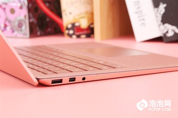 Ů ҷ۽ɫSurface Laptop 2ʼǱ