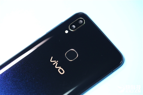 vivo Z3ҹڿͼͣ1598Ԫֵ