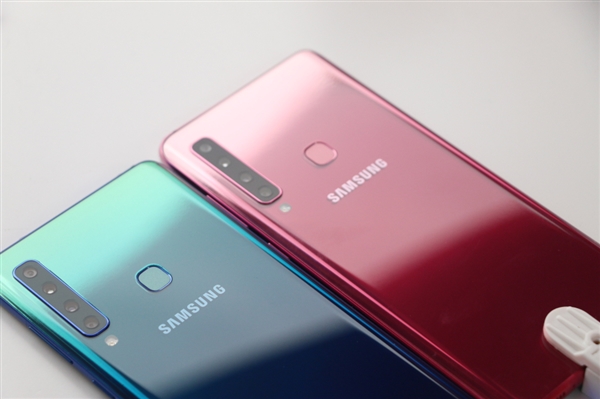 Galaxy A9sӳ 3499Ԫ