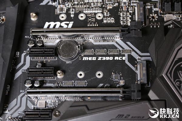 Լ۱ȡƵߣ΢MEG Z390 ACEͼ