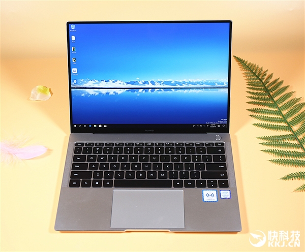 3:2ȫ+ͷΪMateBook X ProʼǱͼ