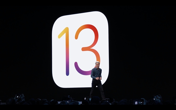 iOS 13ȫĬϱֽأԼ