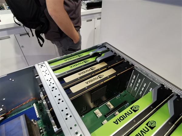 NVIDIA Tesla V100s͵ȫ 