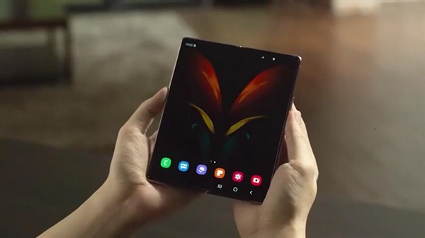 ǵڶ۵Galaxy Z Fold 2Ƶع⣺ߴȡ