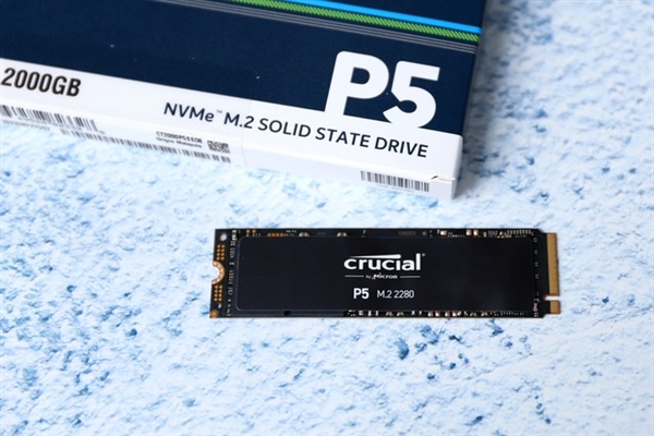 ߶DIYӢP5 2TB M.2 SSD