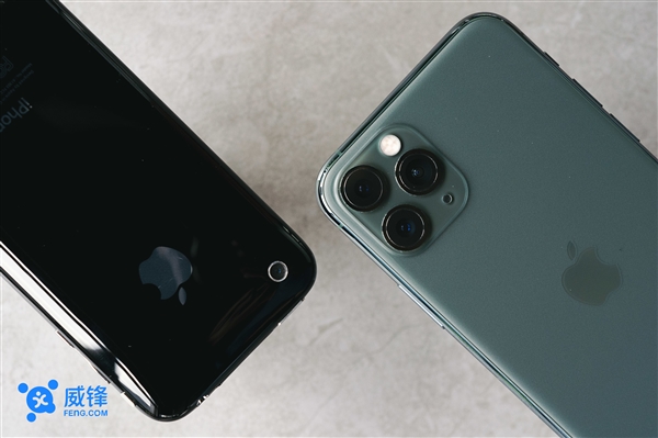 iPhone 11 Pro vs iPhone 3GSʮĽж