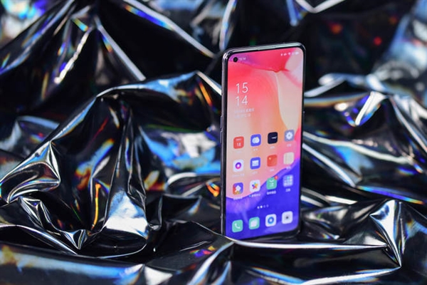 OPPO Reno4 SEֲֺݣ169g СĴָ