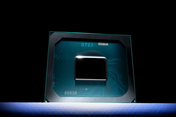 Intel Iris Xe MAXԿײ⣺ȻɵMX450