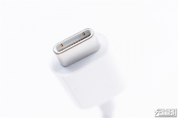 iPhone 12 MagSafe⣺ʽеʤٶȵ