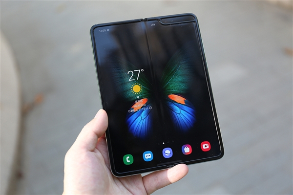 ǵ۵콢Galaxy Fold 3ع⣺״ͷ