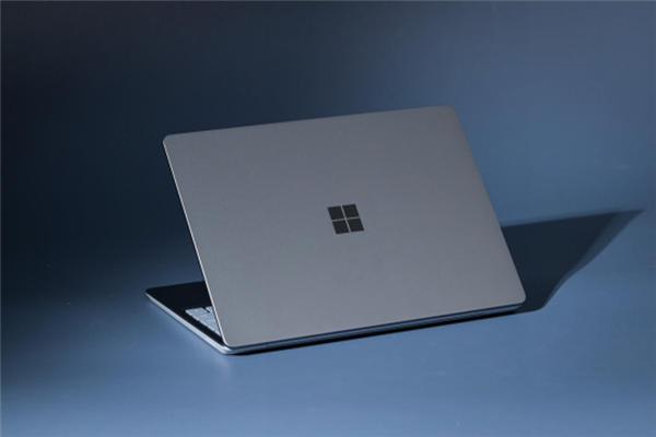 ΢˱ʼǱSurface Laptop Go