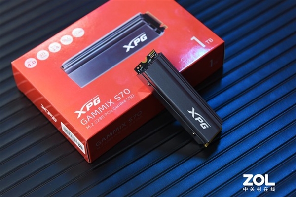 XPG S70 PCIe4.0콢̬Ӳ⣺˭ܲʶ