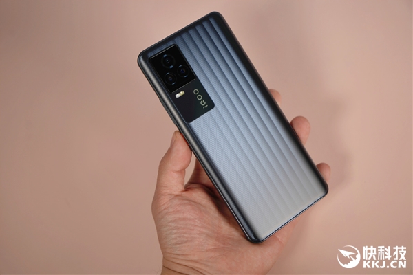 888+120W䣡iQOO 7ھ濪ͼ