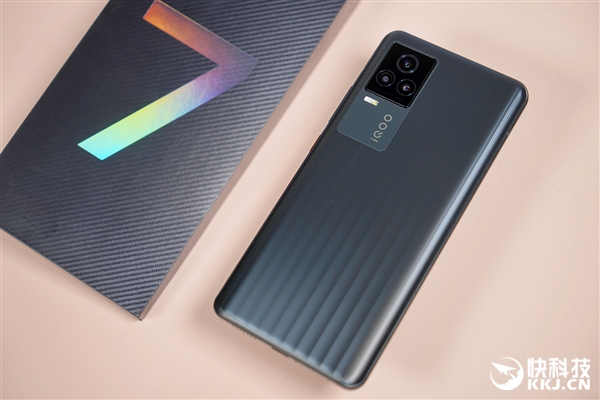 888+120W䣡iQOO 7ھ濪ͼ