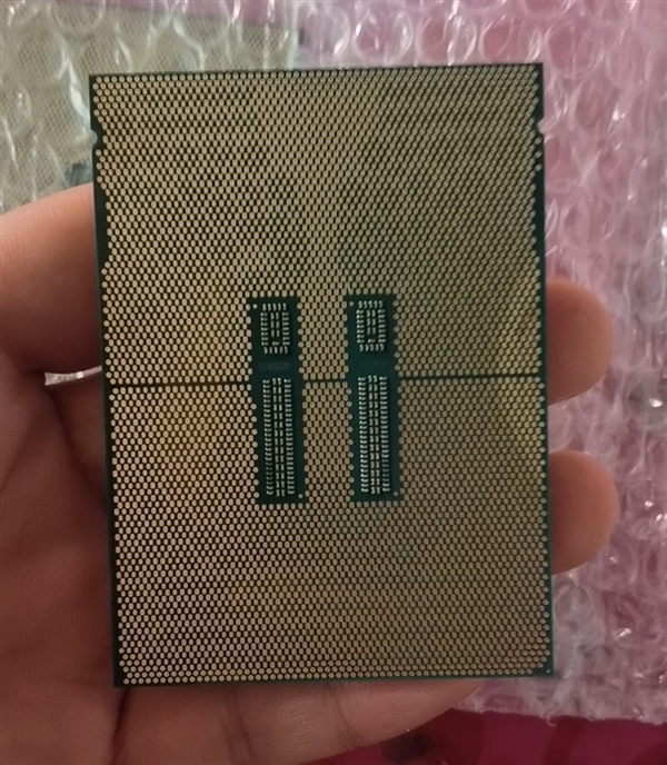 Intel 10nm 60´ǿǣĴһСϷװ