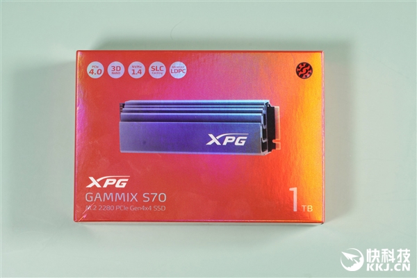 7.4GB/sXPGS70 SSDͼͣȫɢװ