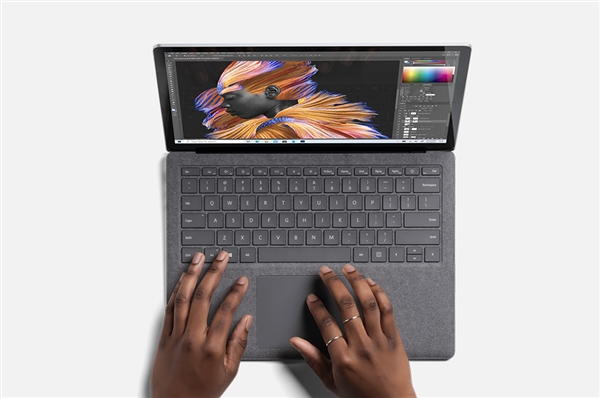 ΢Surface Laptop 411ҶAMD