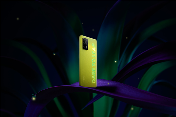 ǧԪʼϮrealme Q3ᶨ422ռ