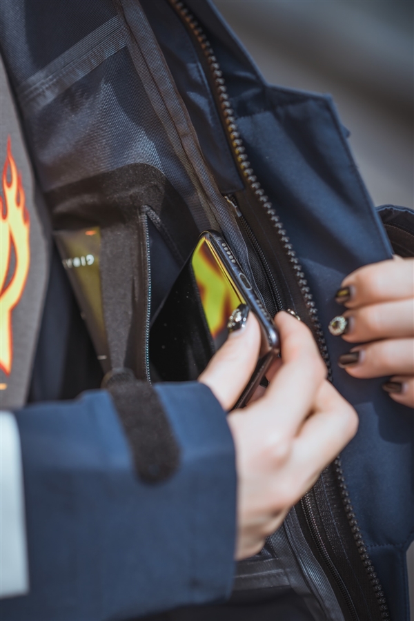 ֱзСļײUPPERVOID CӲǻܷ