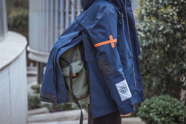 ֱзСļײUPPERVOID CӲǻܷ