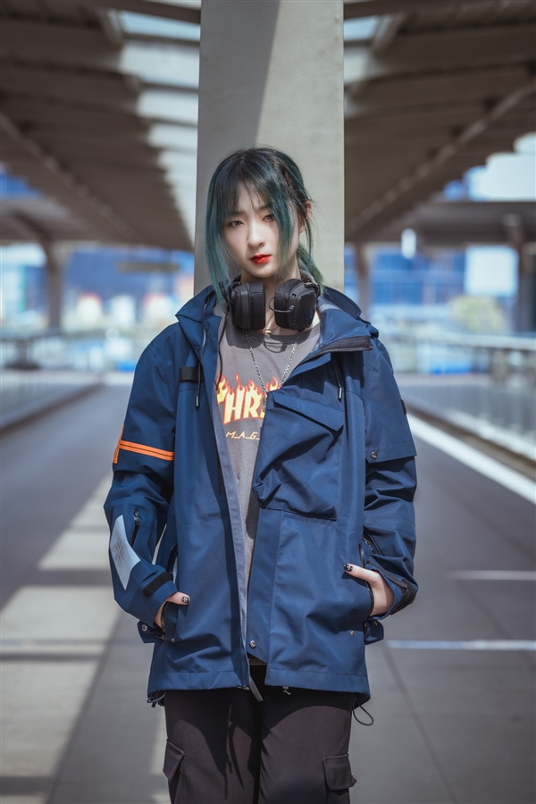 ֱзСļײUPPERVOID CӲǻܷ