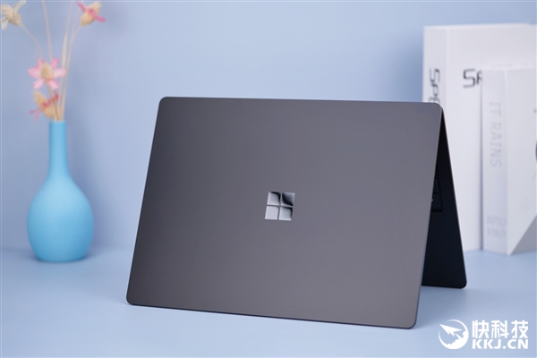 Ǹ߶˱ʼǱе ΢Surface Laptop 4 13.5Ӣͼ