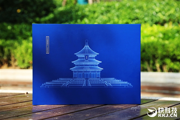 ̫���ˣ�С���ڳ���̳��ľͼ�ͣ��̽𱦶� ���ߺ���