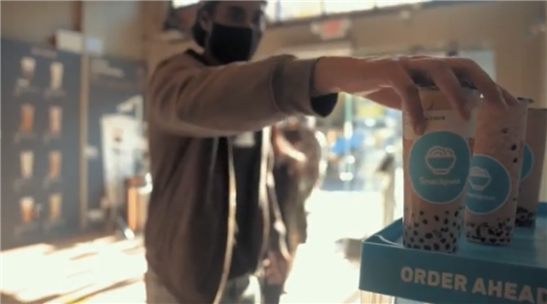 ֻ��50���û� ȴ��ֵ25�ڣ����App�������罻�桰���š�