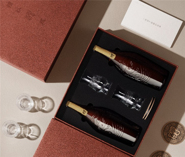 �����Ƴ�999Ԫơ�� CEO����ę́ͬ��һ�㶼��Υ��