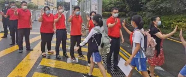 ����9����������μ����п����������Ƴ����ܡ�������������