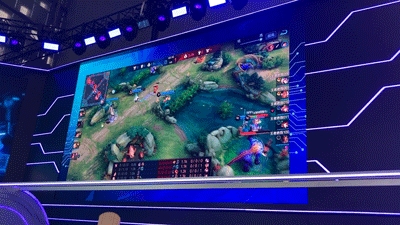 马化腾的2万不好赚!绝悟AI稳如猛虎 人类王者被虐成狗