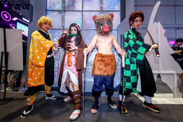 ��˶����֮�С��ߴ��������ࣺRO����ѩ��ս������COSer����