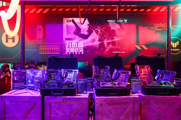 ��˶����֮�С��ߴ��������ࣺRO����ѩ��ս������COSer����