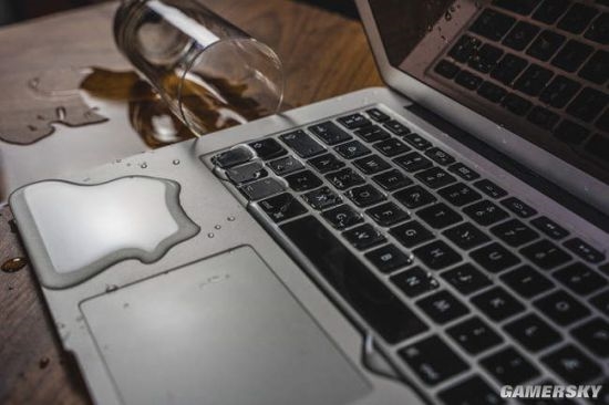 ����ɹ��Ů������ĵ��� �����ֳ���ֱҪץ��