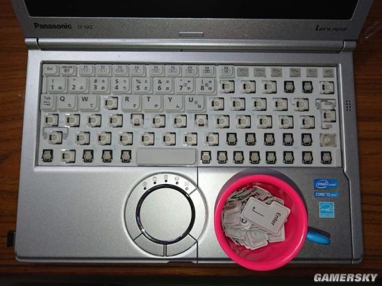 ����ɹ��Ů������ĵ��� �����ֳ���ֱҪץ��