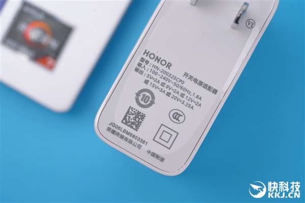 һ7 5700Uӳ֣ҫMagicBook 14ͼ